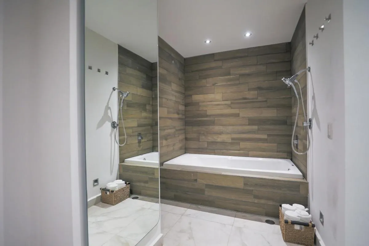 Apartment Luxury 3Br Apt, Wifi 1Gb, Laundry, Pools, Gym Cancun