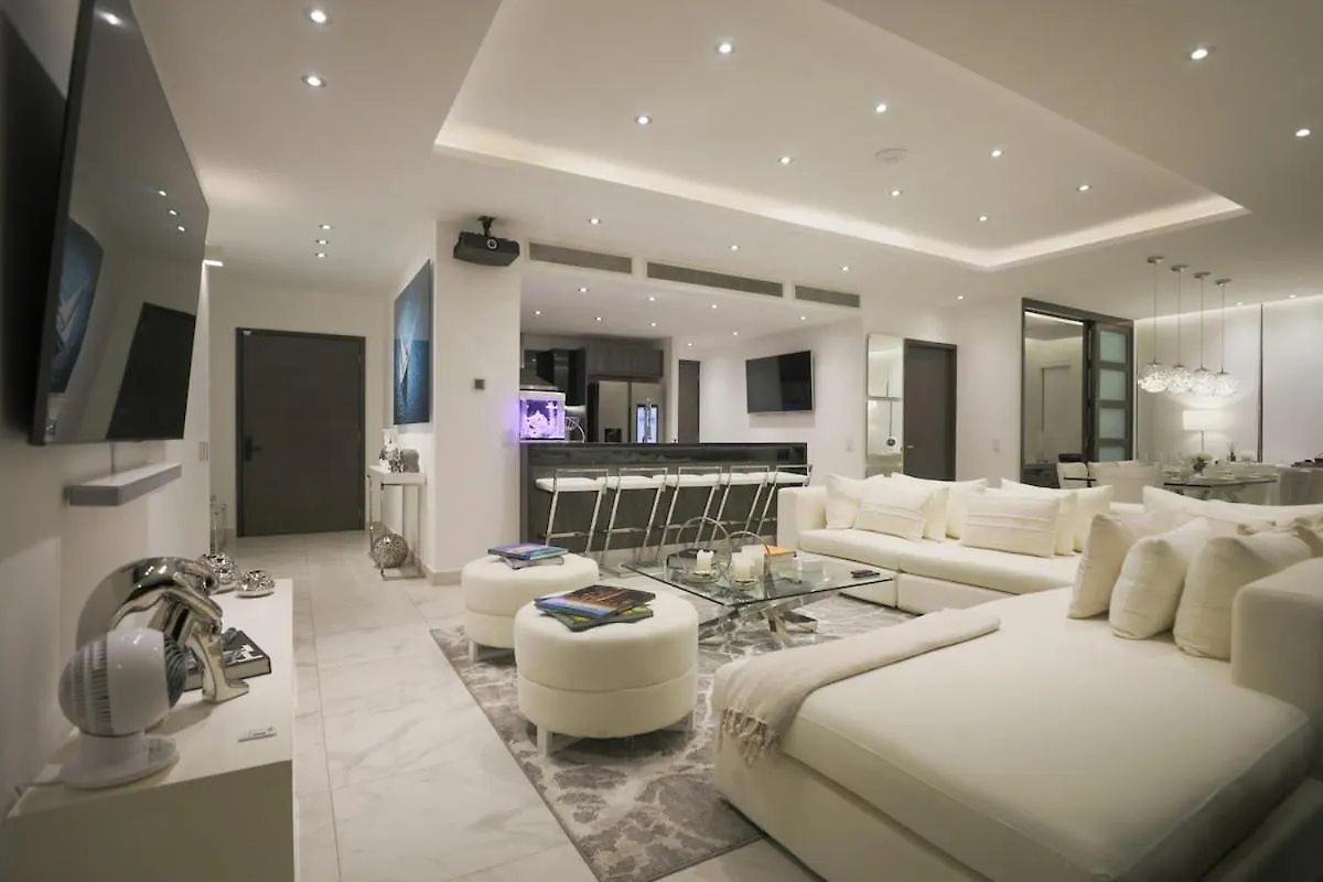 Luxury 3Br Apt, Wifi 1Gb, Laundry, Pools, Gym Cancun