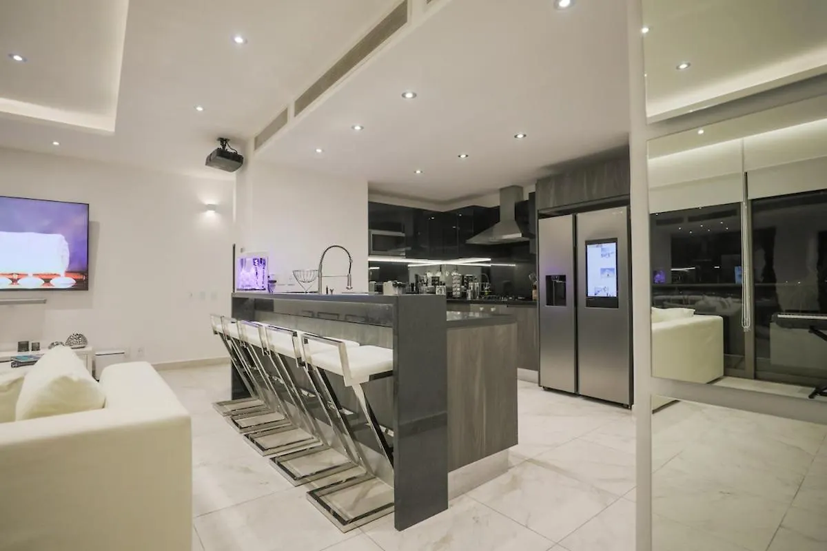 Apartment Luxury 3Br Apt, Wifi 1Gb, Laundry, Pools, Gym Cancun